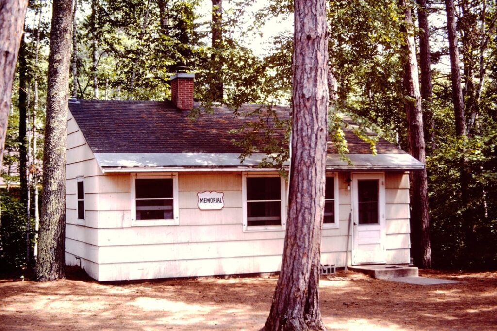 Memorial Cabin in 70s-80s