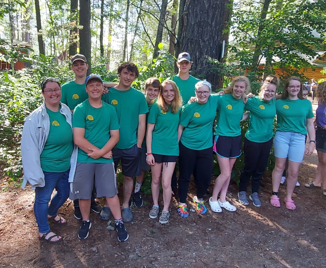 volunteer-staff-opportunities-story-book-lodge